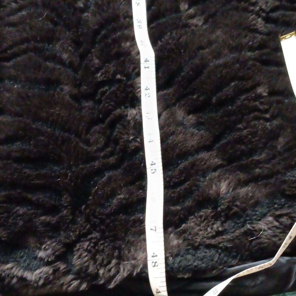 Monterey Fashion FAUX fur Coat. - Picture 7 of 10